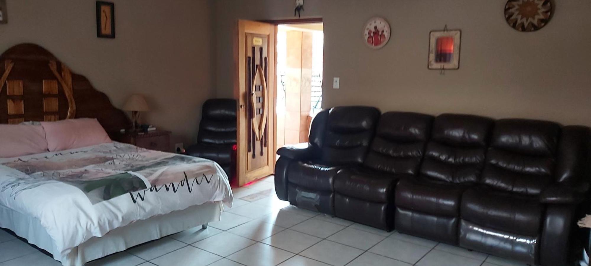 African Elephant Guesthouse Germiston Exterior foto